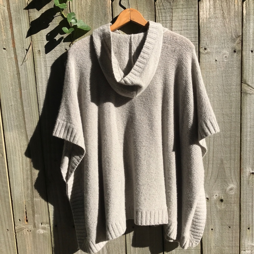 Ralph Lauren Black Label Donegal Cashmere Hooded Poncho - Picture 6 of 8